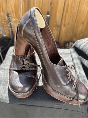 MICHAEL Michael Kors Dark Brown Leather Lace-Up Platform Heels